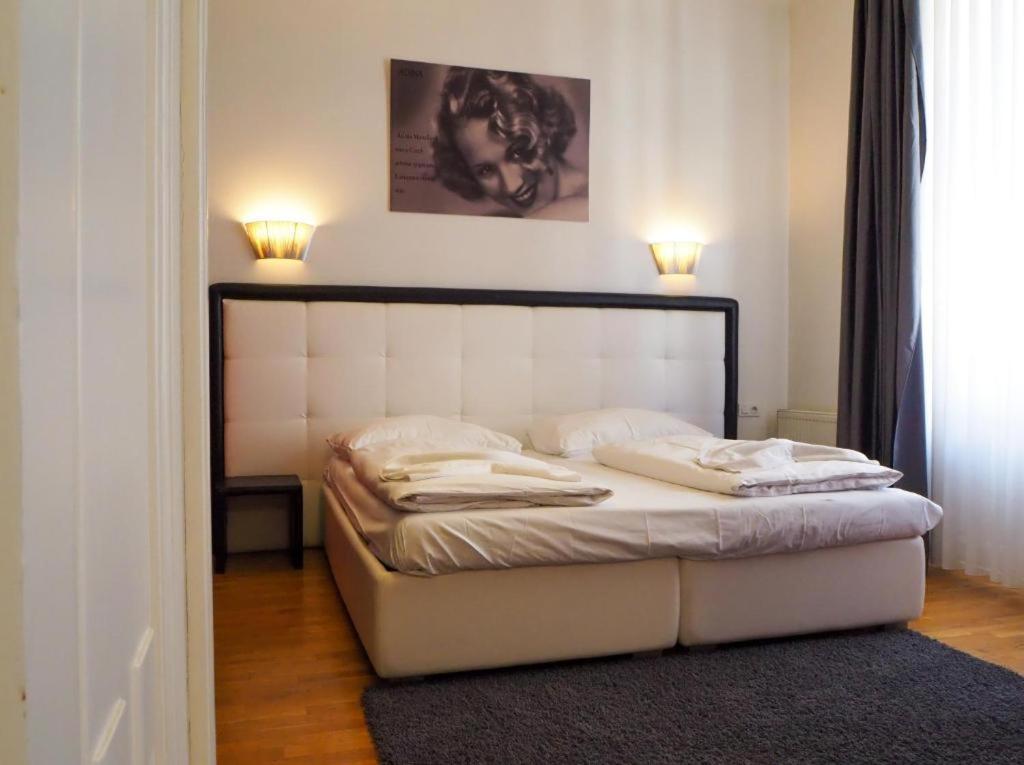 Charles Bridge Premium Residence ปราก ภายนอก รูปภาพ