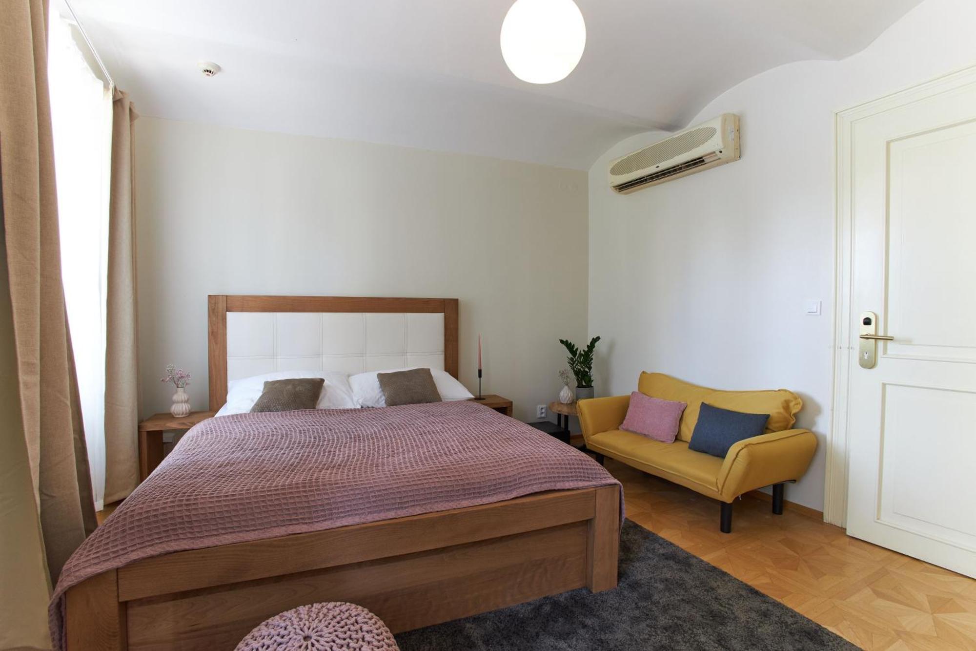 Charles Bridge Premium Residence ปราก ภายนอก รูปภาพ