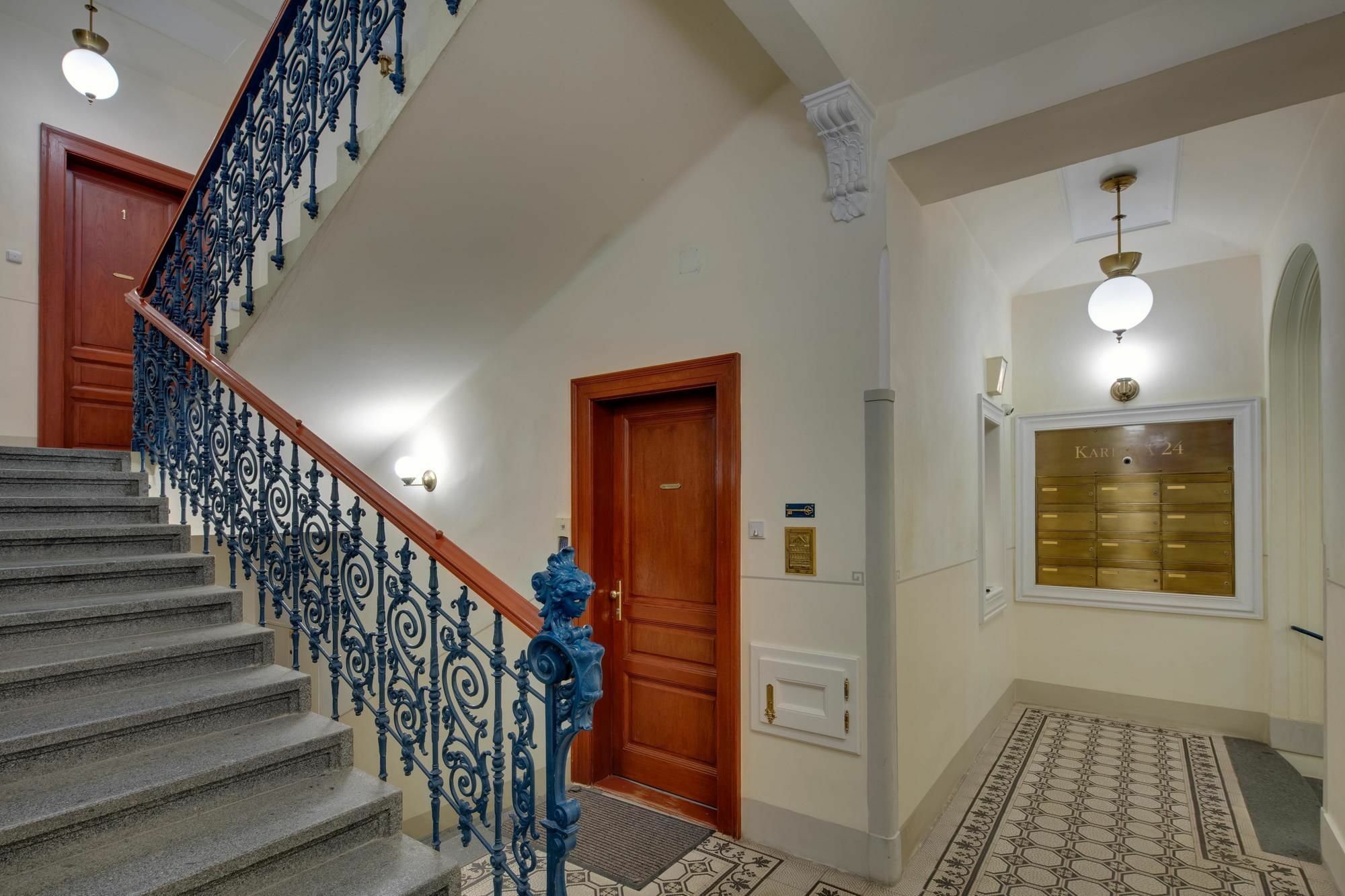 Charles Bridge Premium Residence ปราก ภายนอก รูปภาพ